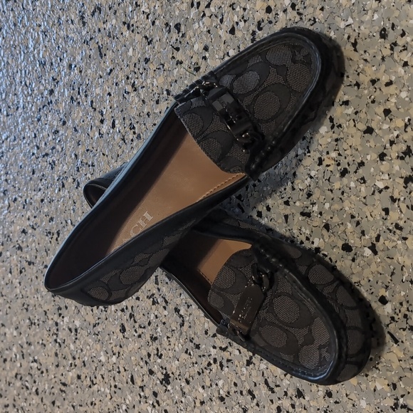 Coach Olive Signature Loafer Size 8.5 - Picture 1 of 7